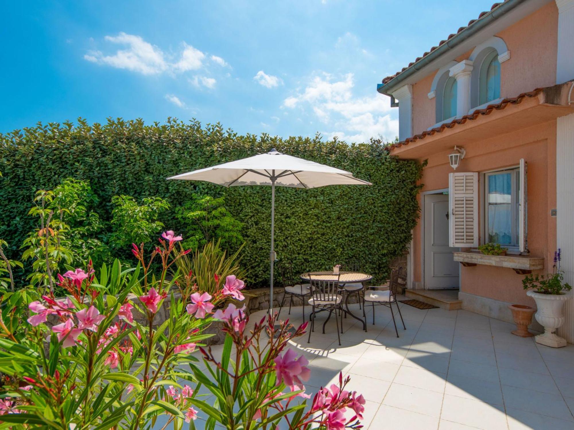 Apartment Villa Barbara Laurana Esterno foto